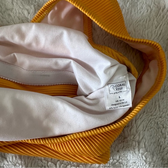 Coral Reef Neon Orange Traveler Knot Top - Picture 2 of 4